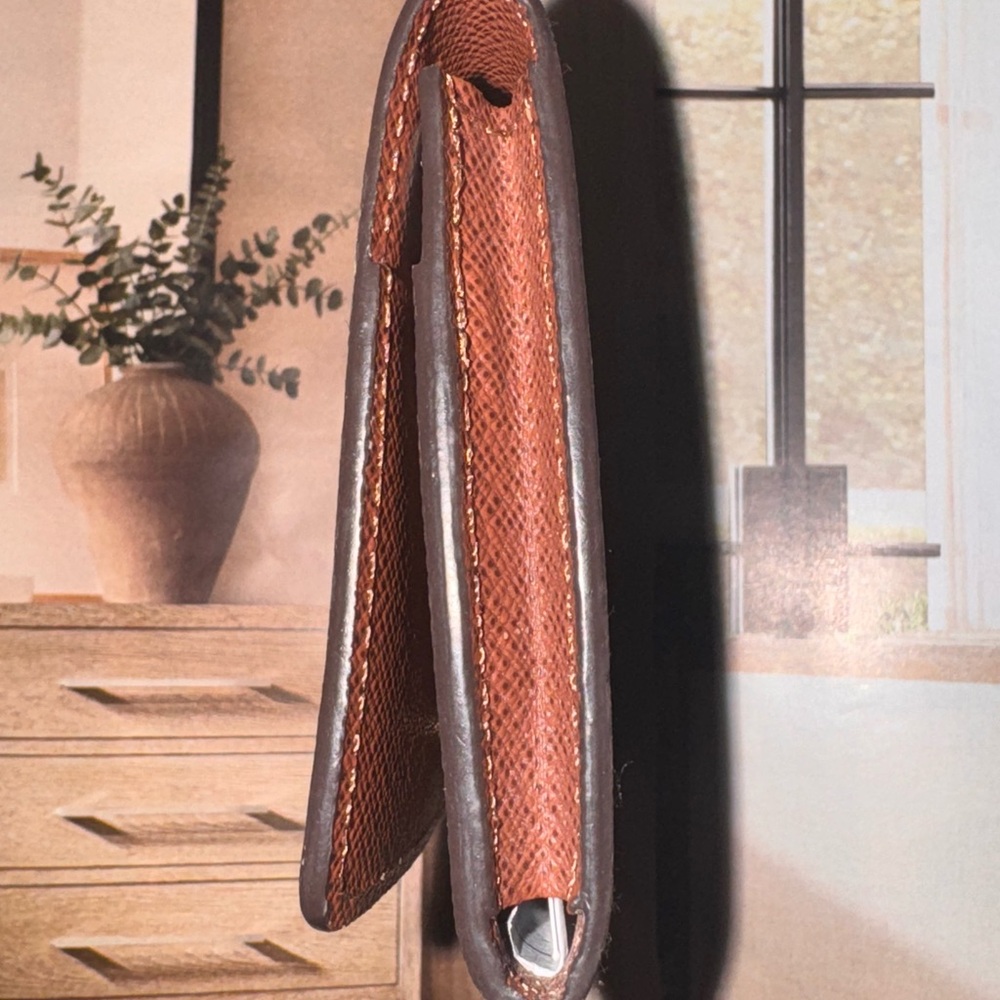 LOYIS VUITTON Envelope Business Card Holder - Picture 3 of 9